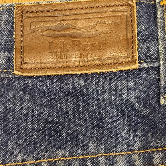 L.L. BEAN Double L Relaxed Fit High‎ Rise Flannel Lined Jeans Women's Size 18P - Picture 7 of 10